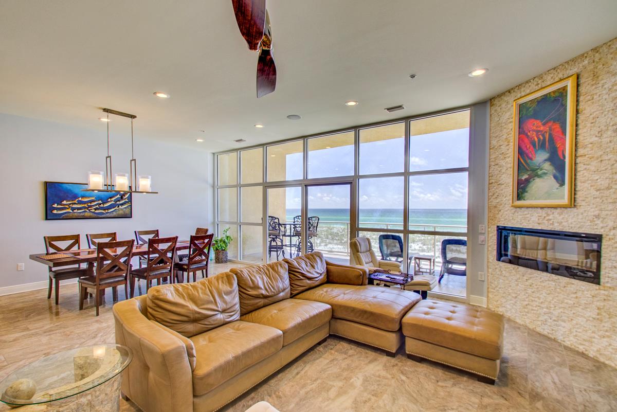 Regency Cabanas B6 5