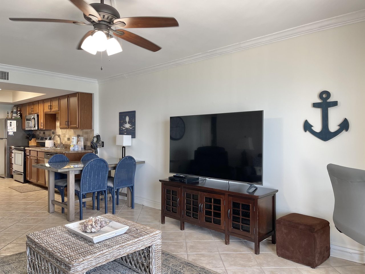 Surf Side Shores 1604 4