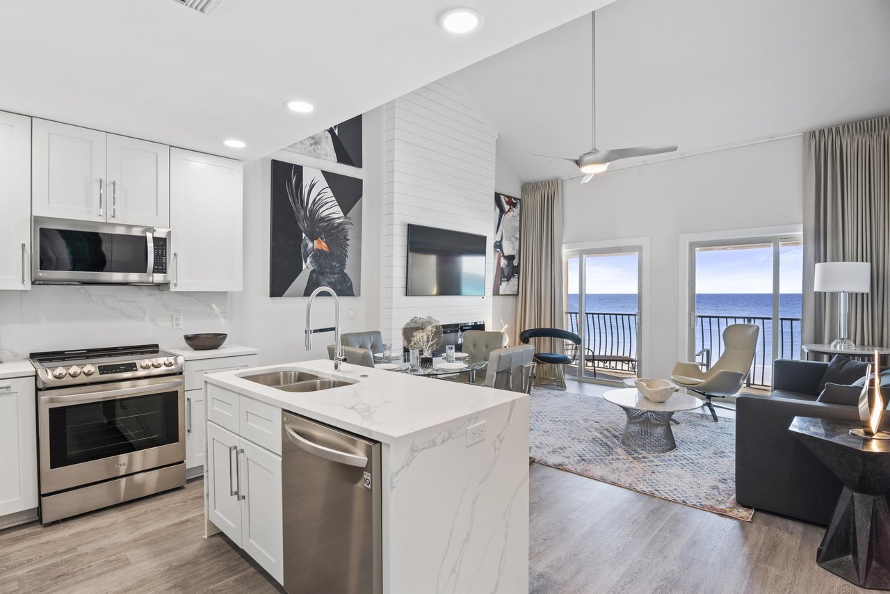 Coral Reef Club 42 4