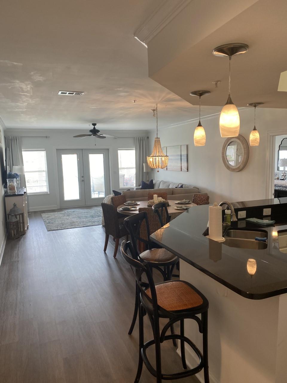 Pavilion Palms 103B 3