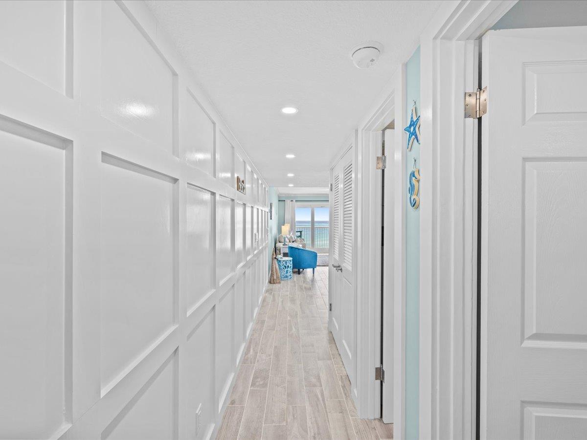 Holiday Surf and Racquet Unit 722 2