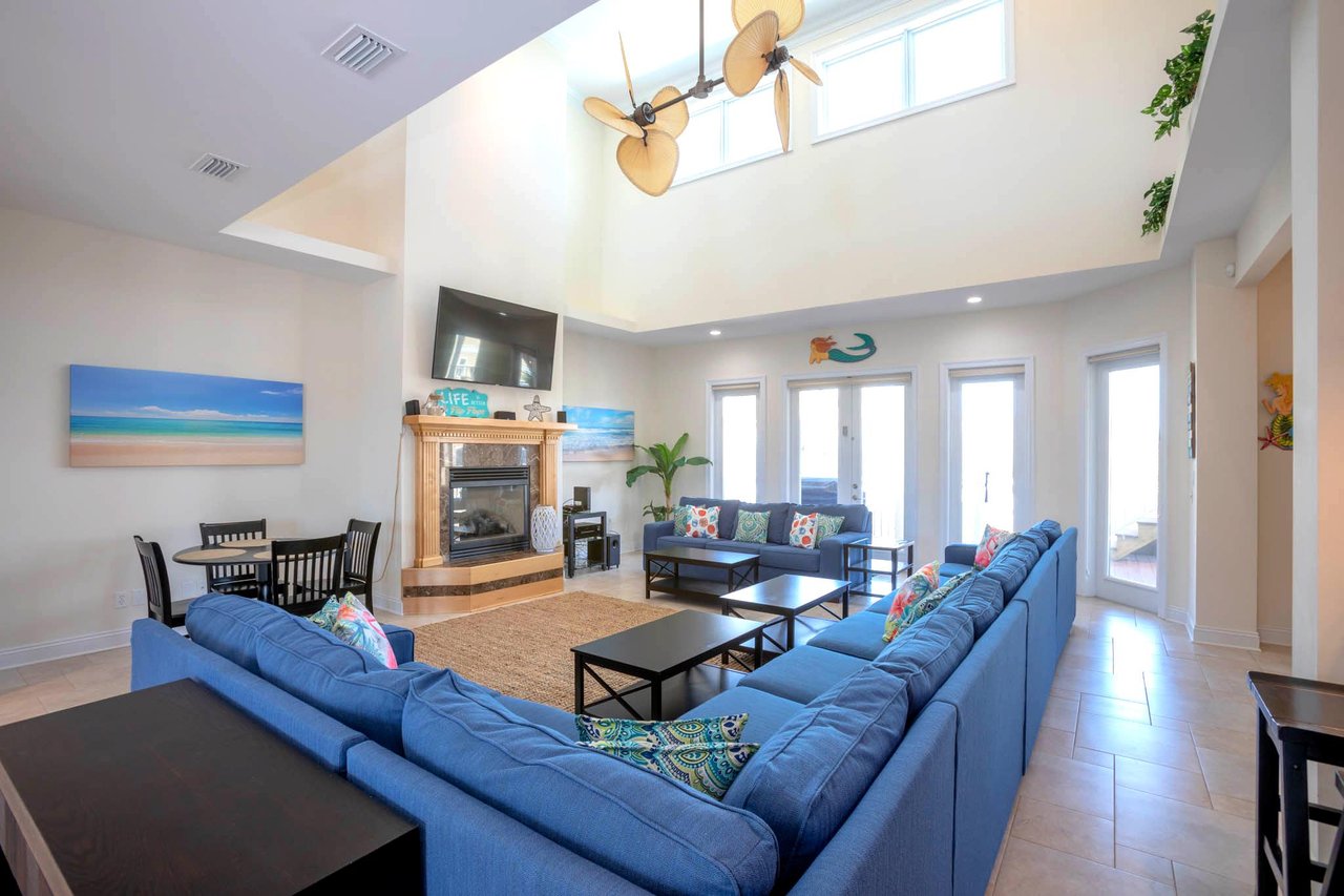 Calle Juela 5  Sandy Crab Horizon 4