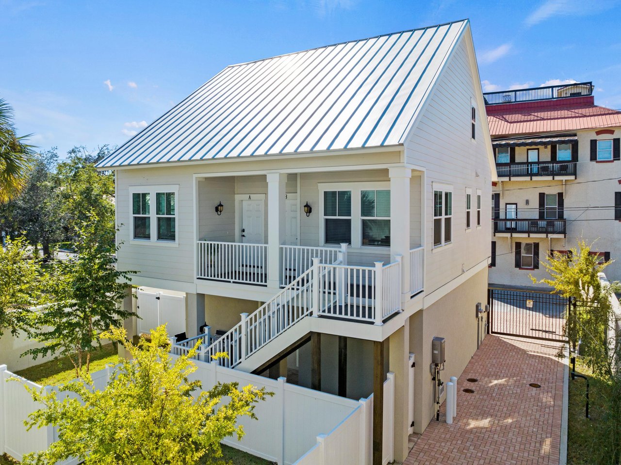 Stonewall Apt A 1