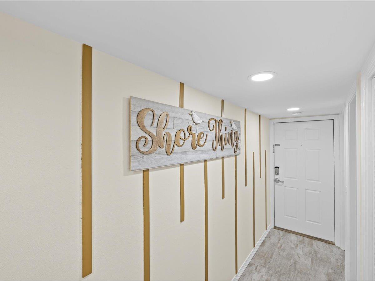 Holiday Surf and Racquet Unit 103 2