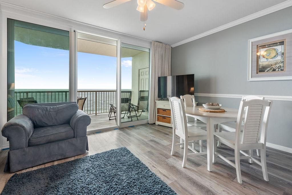 Beach Club Doral 1102 3