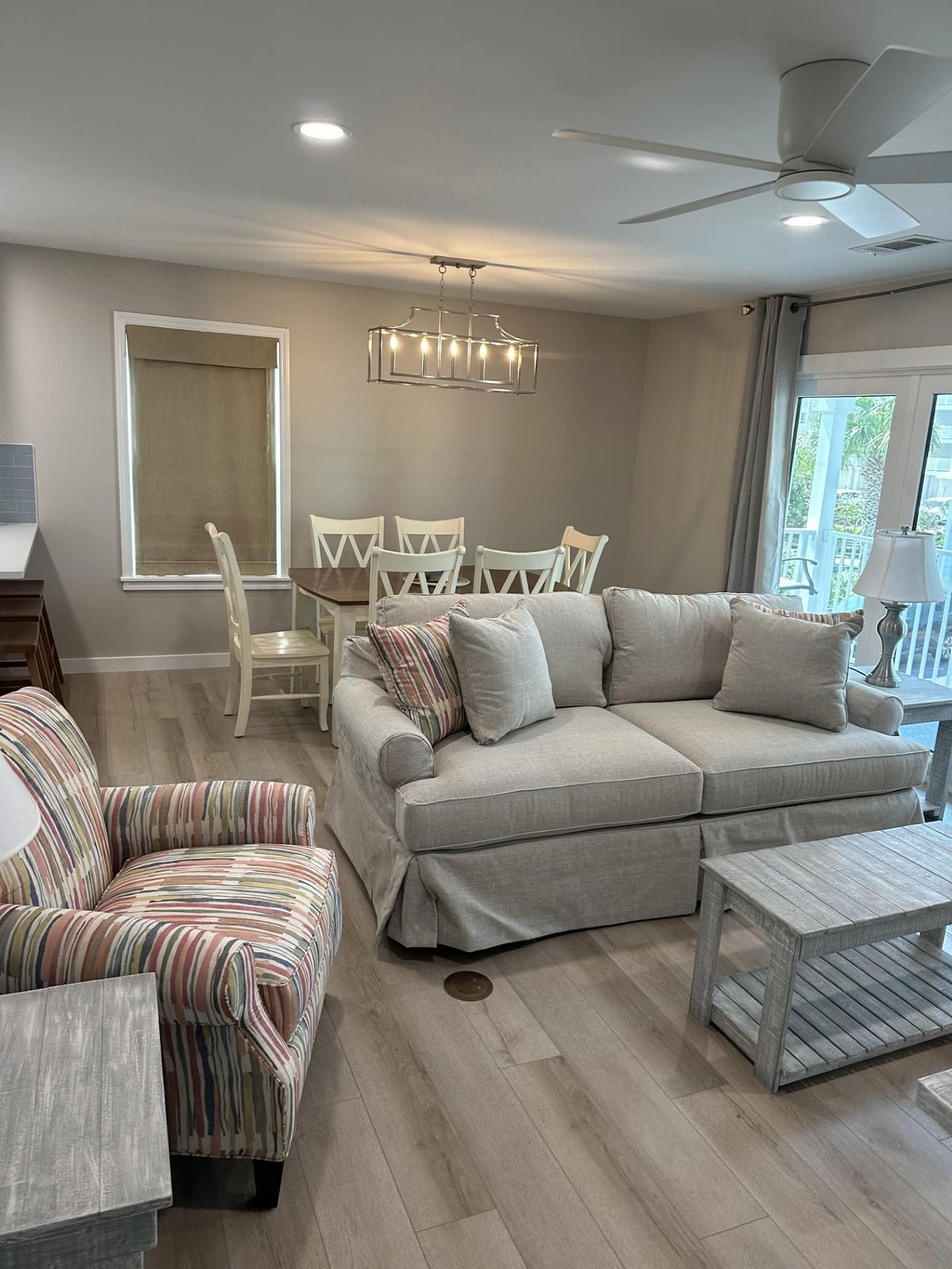 Beachside Villas 523 3