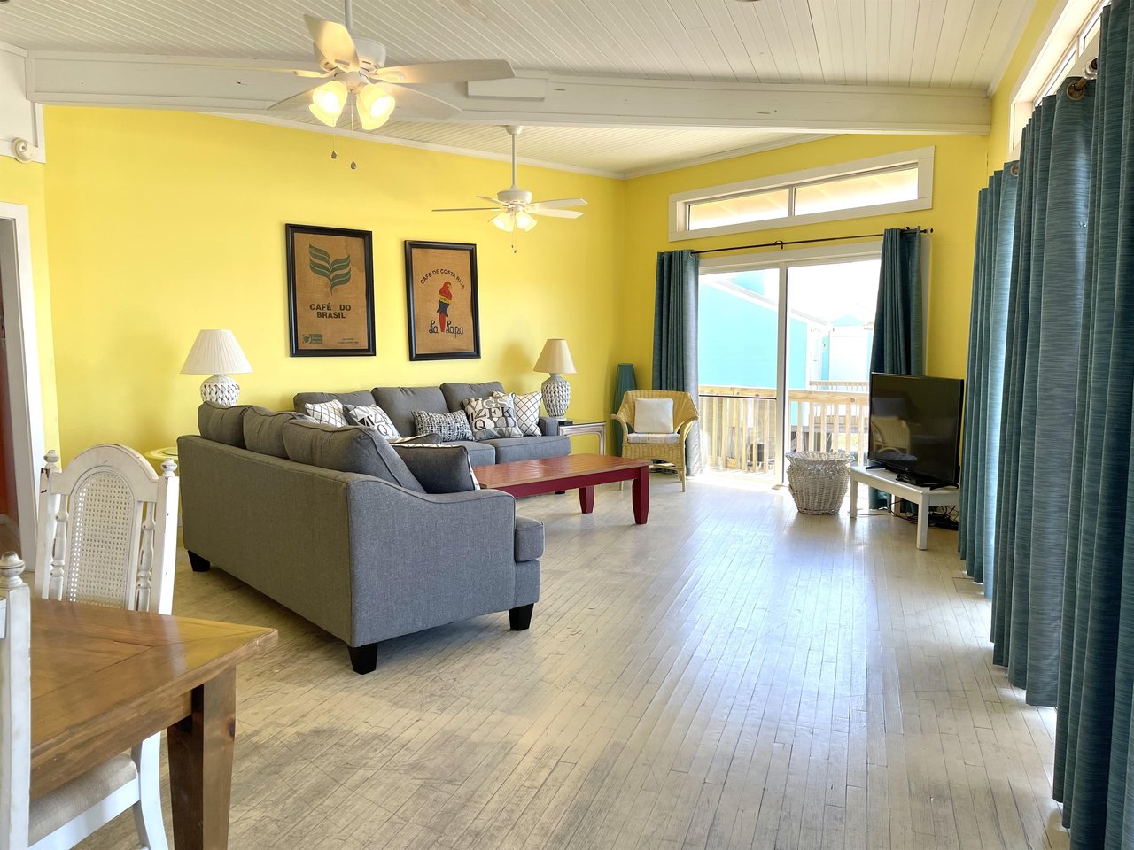 Birdcage  Pet Friendly 4