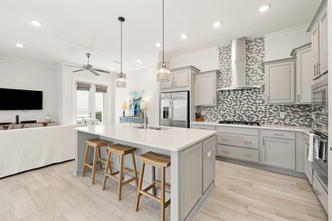 Paradise by the Pool 5