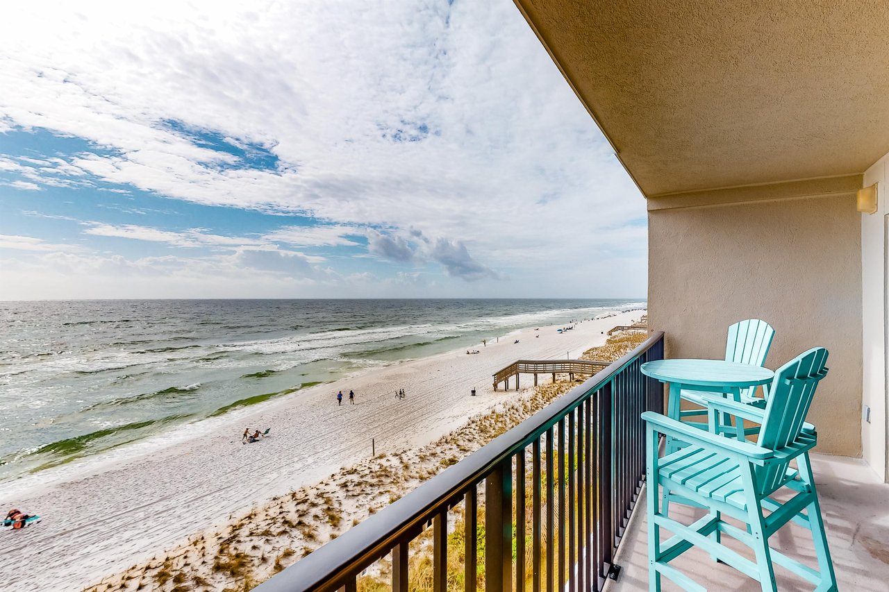 Emerald Towers West 4004 2