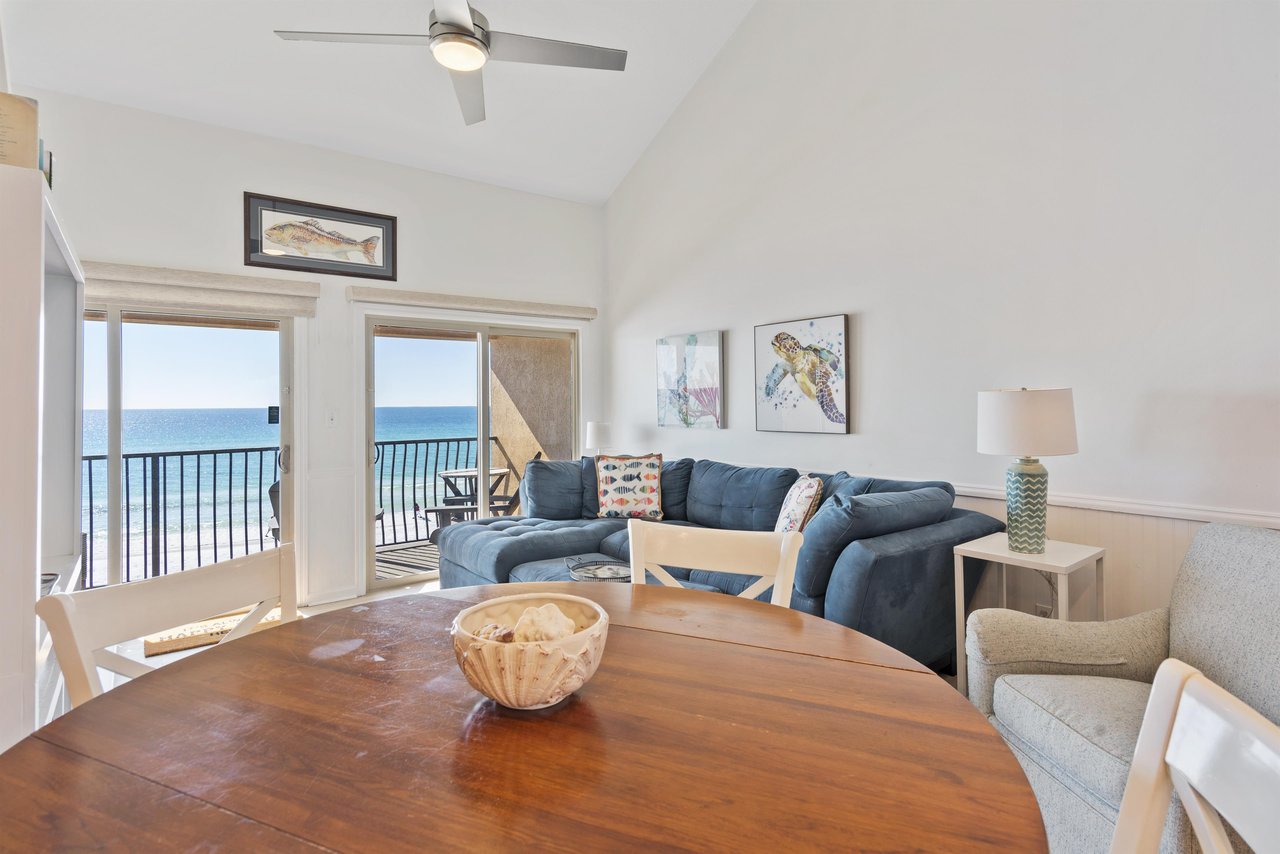 Coral Reef Club 44 2