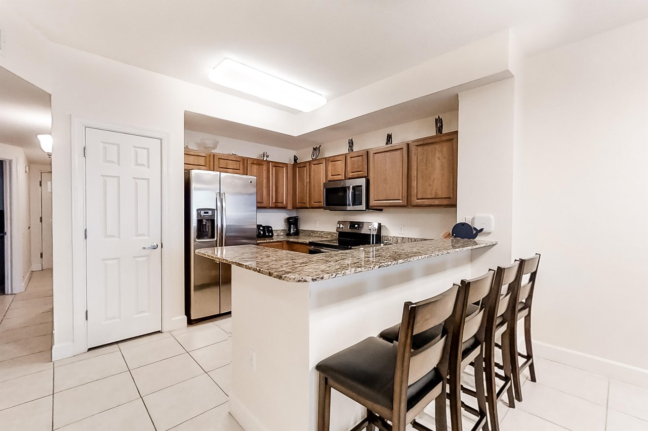 Sunrise Beach 2410  Beachfront Condo 4