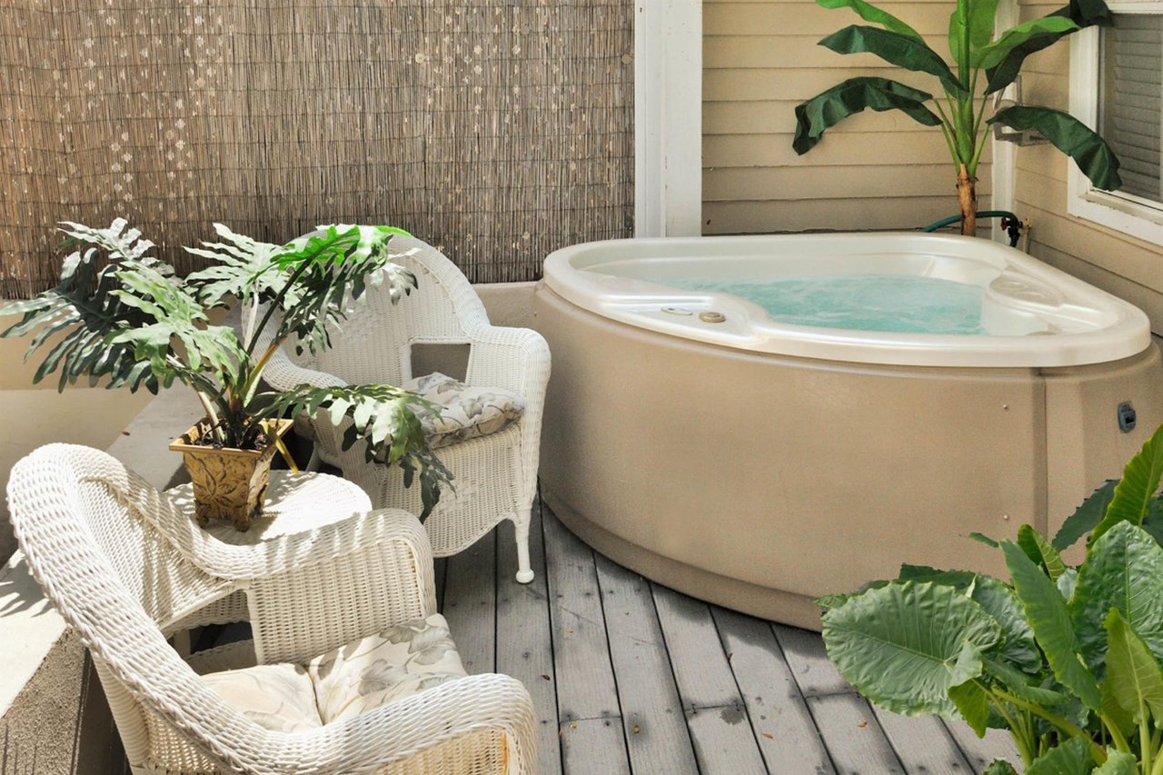 Casa Caribe at Duval Square, Unit R9 1