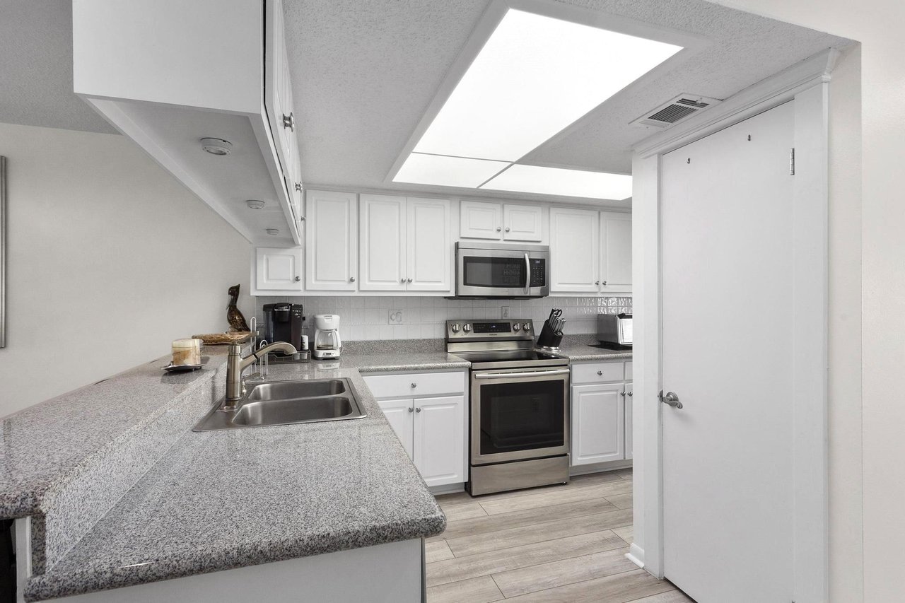 Deep Water Cove 201 4