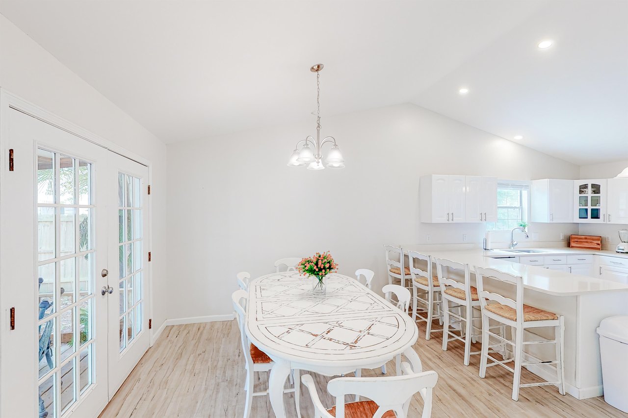 Cozy Bramble Getaway 5