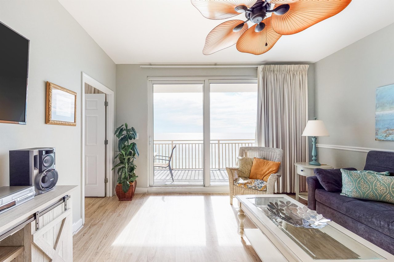 Splash Resort 402W 3