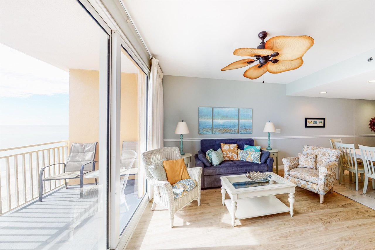 Splash Resort 402W 4