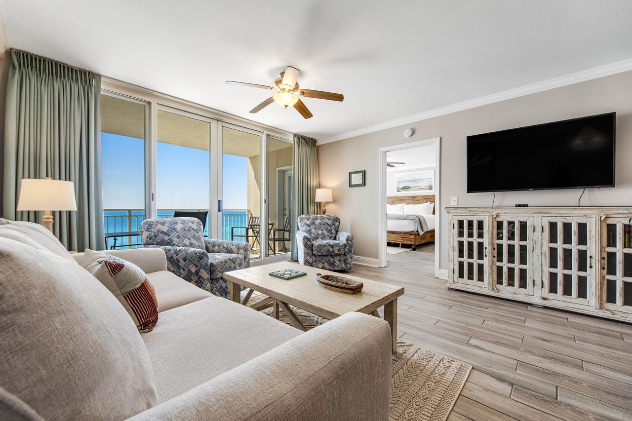 Emerald Beach Resort, Unit 830 1