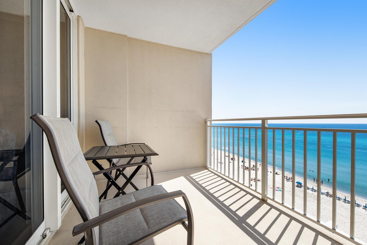 Emerald Beach Resort, Unit 830 2