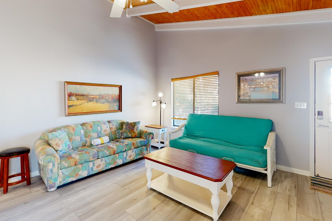 Seascape Tennis Villas 87B 2