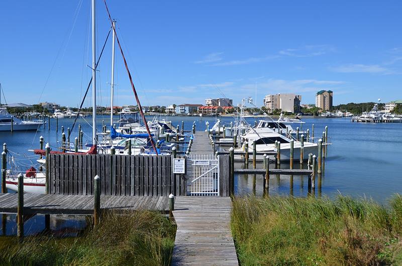 Boats docked at Sandpiper Cove in Destin FL