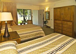 Beachcomber Beach Resort  Hotel in St. Pete Beach Florida