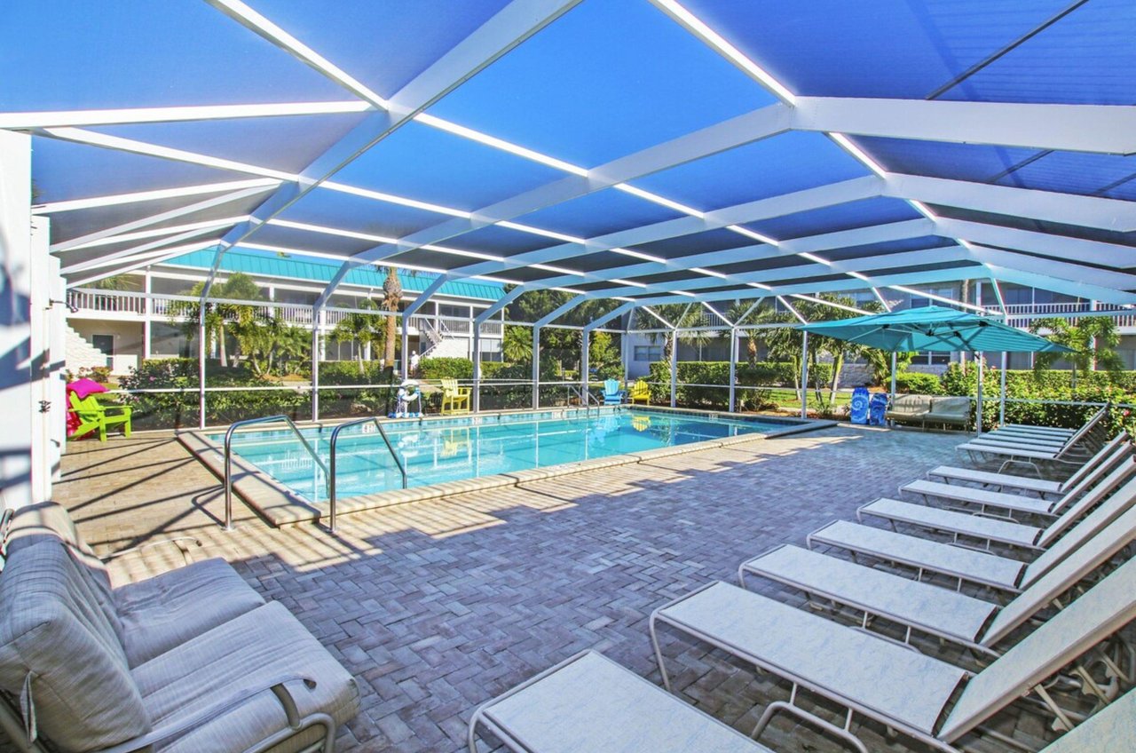 The lovely fresh water pool at Sanibel Arms West