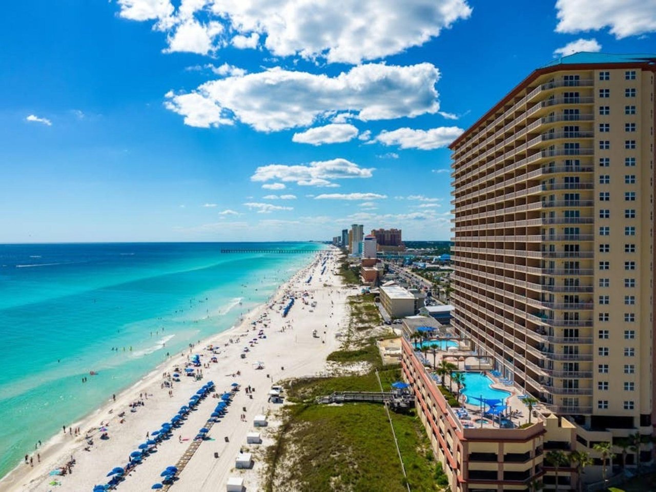 View of the shoreline in Panama City Beach, Florida