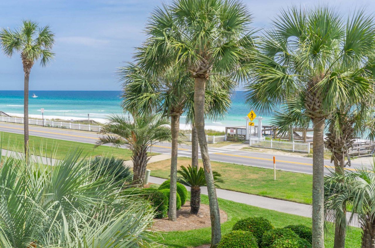 The property is short stroll across a twolane road from the beautiful Gulf.