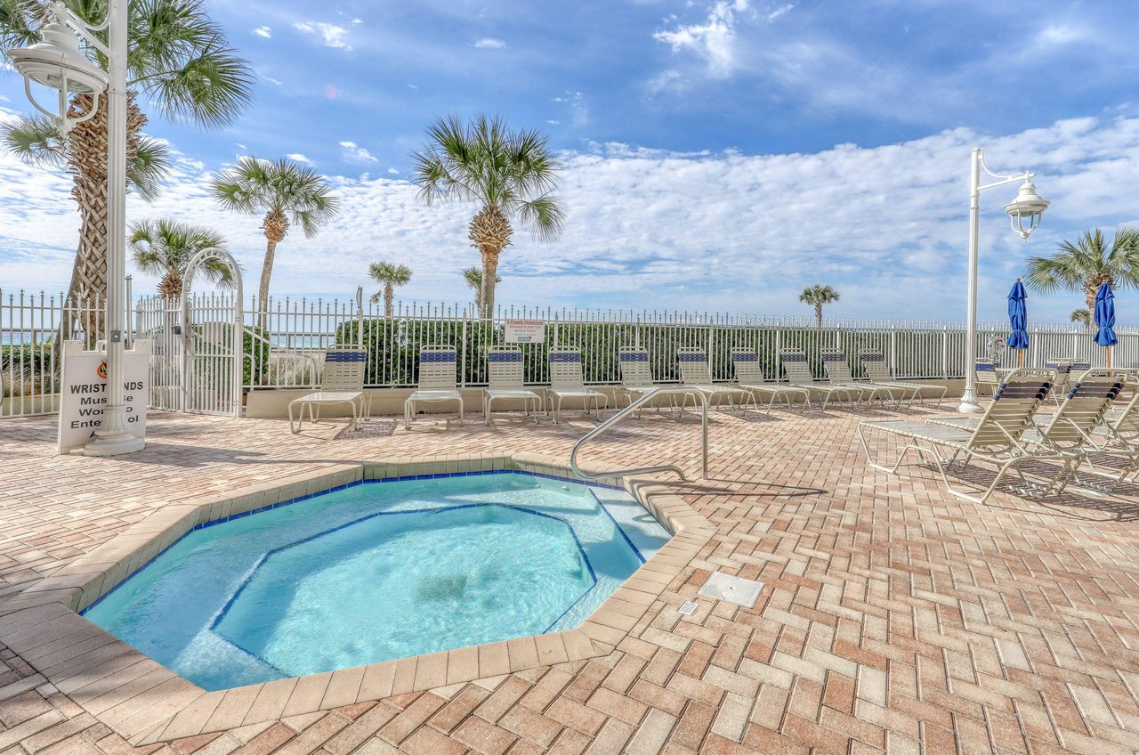 The fencedin hot tub