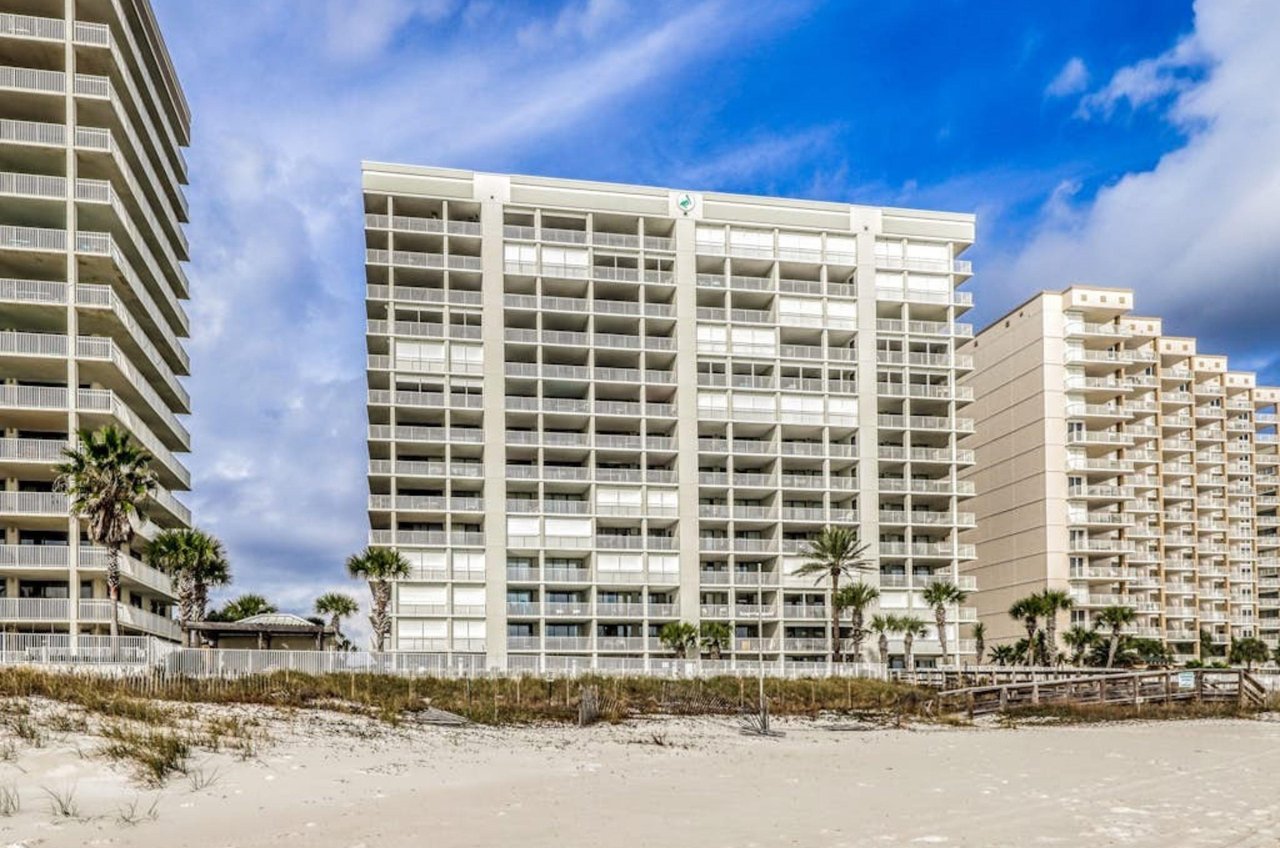 The condos feature Gulffront units