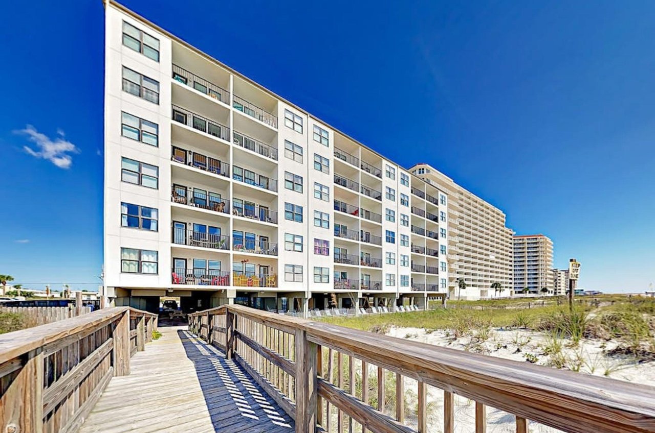 The beachfront facade of Island Sunrise in Gulf Shores Alabama
