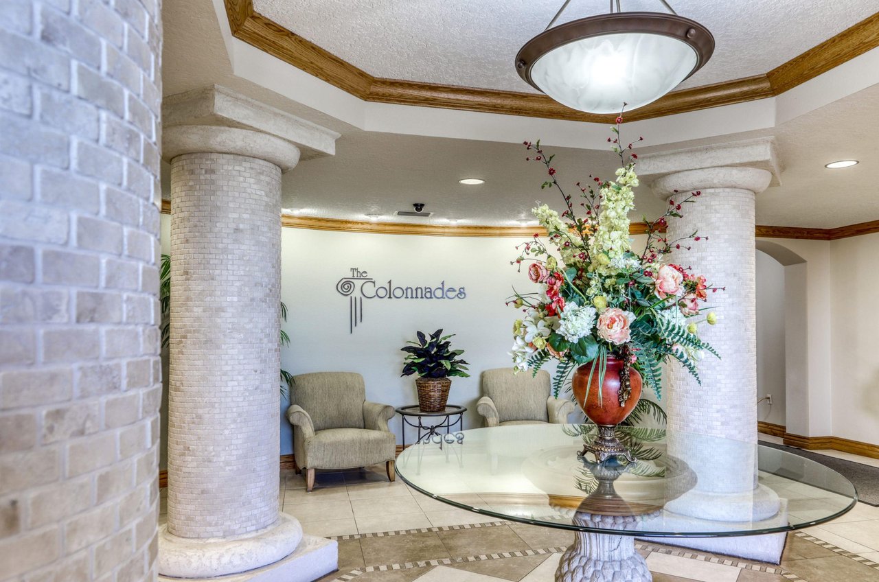 473562 The Colonnades  1450 0 202311 514