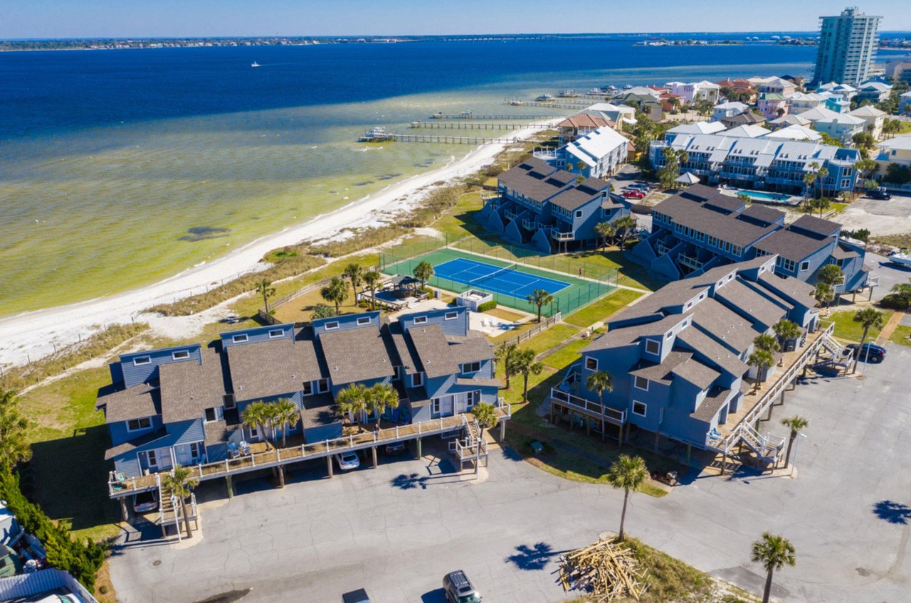 Enjoy amazing panoramic views of the Santa Rosa Sound and beaches