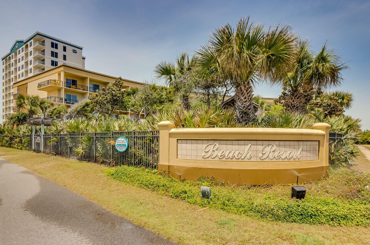 The inviting entrance to Beach Resort.