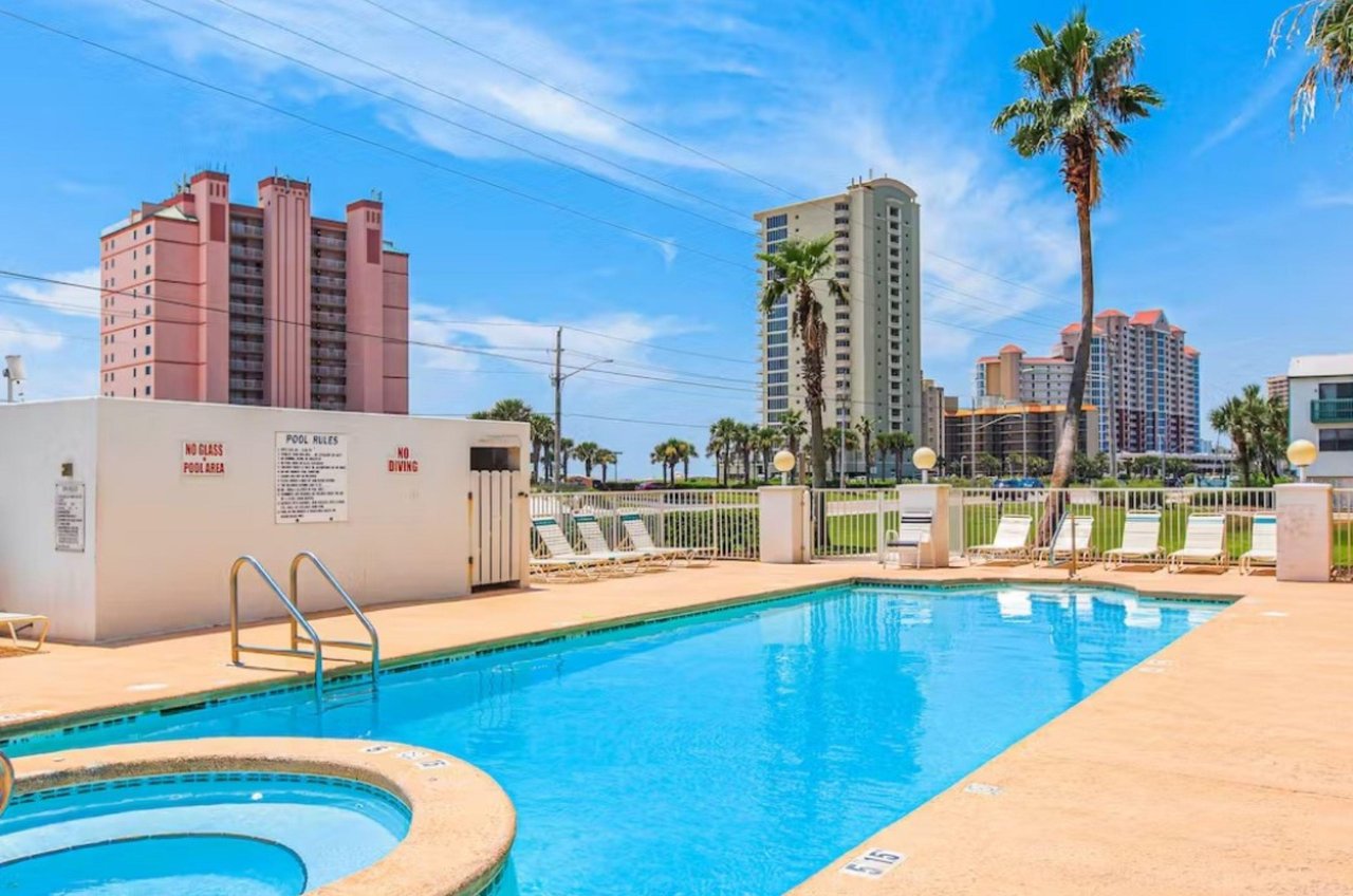 476461 Grand Beach Resort  1798 0 202312 5132