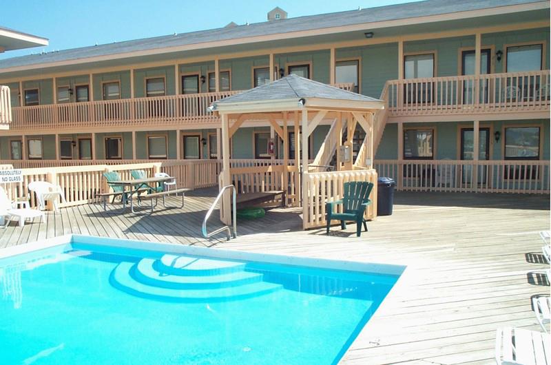 Nice pool area at The Cove in Gulf Shores Alabama