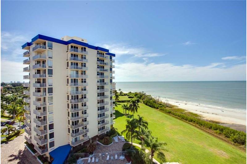 Estero Beach and Tennis Club in Fort Myers Beach Florida is beach front