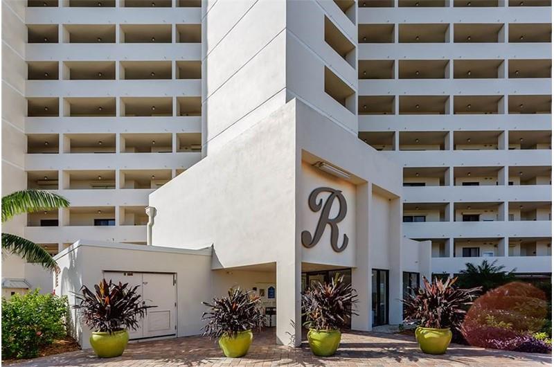 Riviera Club in Fort Myers Beach Florida is directly Gulf front