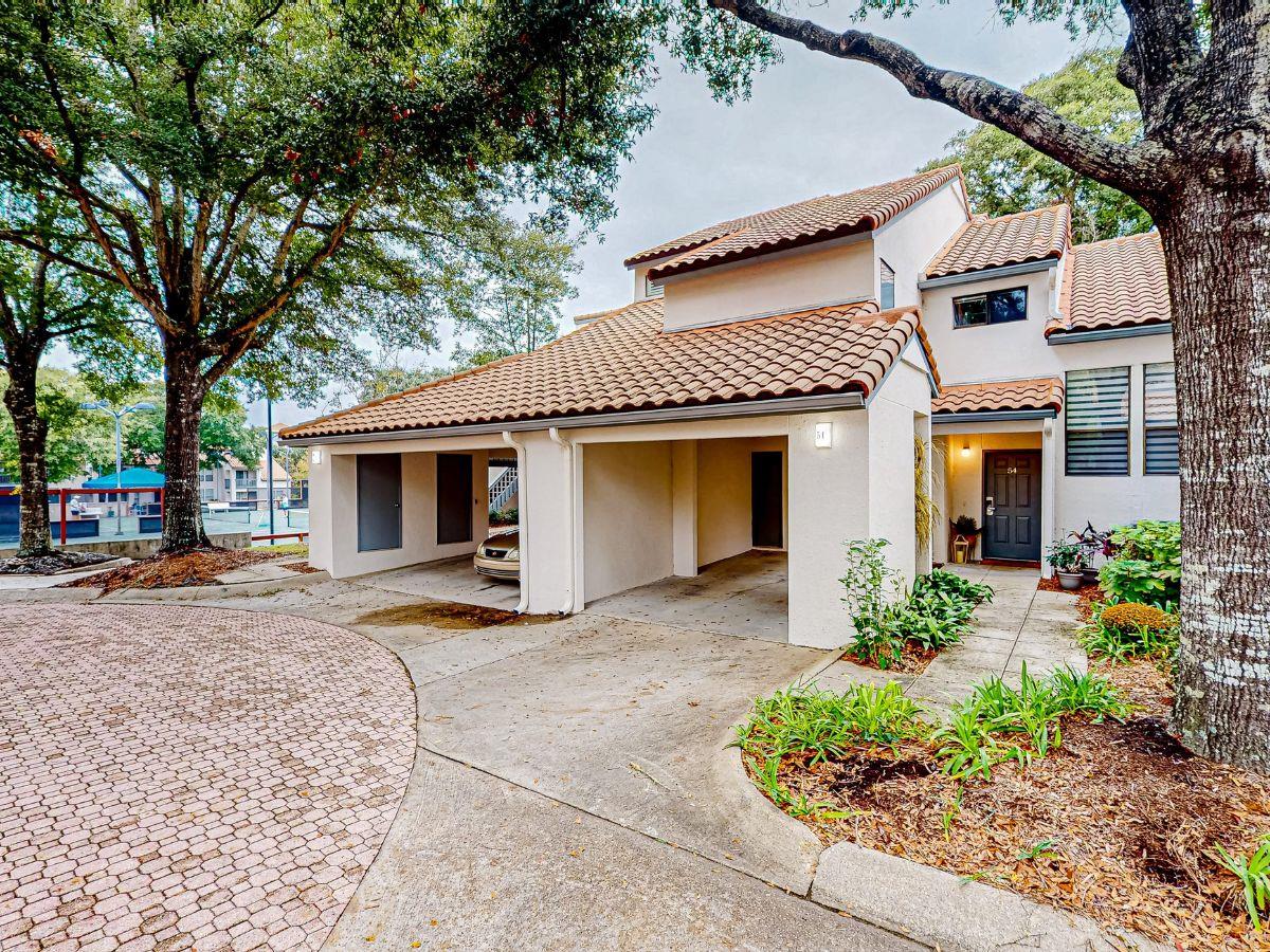 477011 Topsl Tennis Village  1880 0 202310 5132