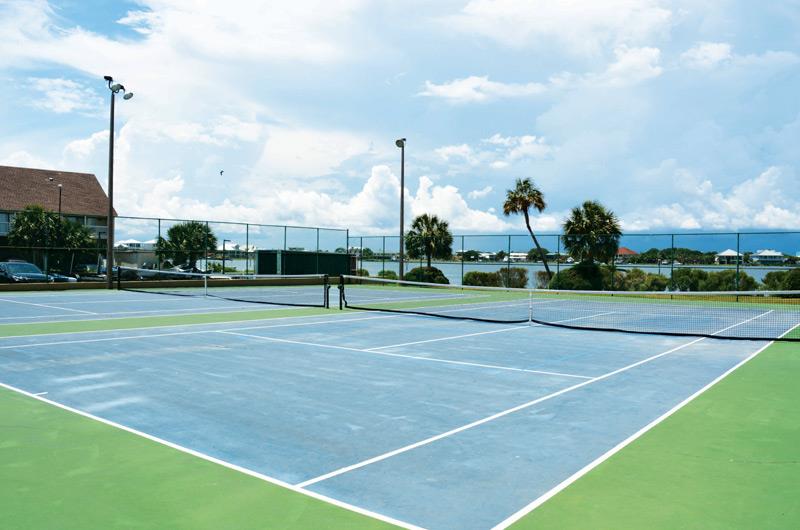 Sabine Yacht  Racquet Club in Pensacola FL