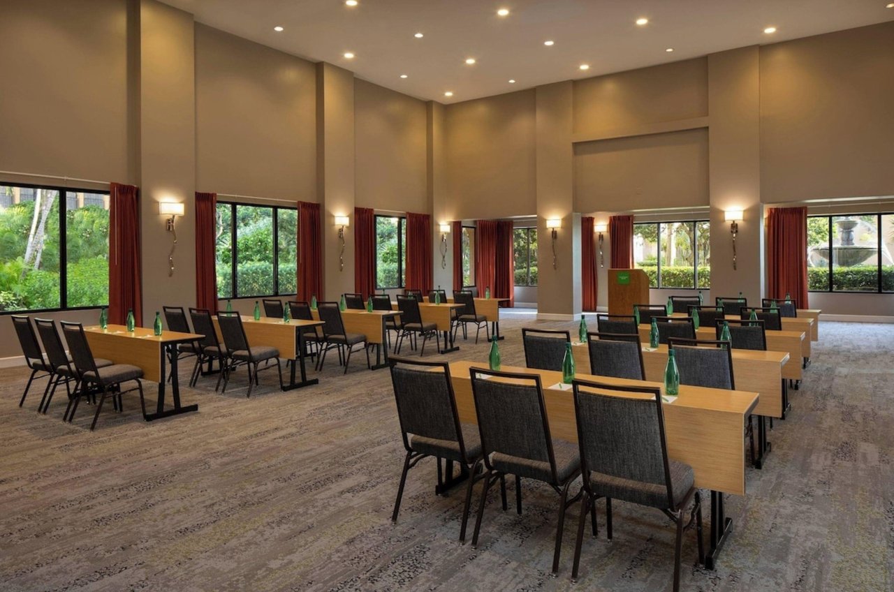The meeting room at the Courtyard in Bradenton, Florida