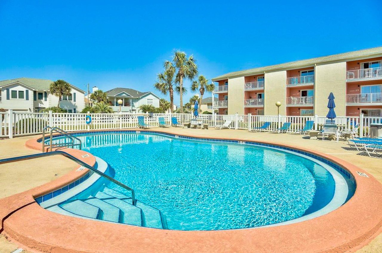 477971 Destin Vacation Rentals Tradewinds Condos Miramar Beach  1915 0 202310 5131