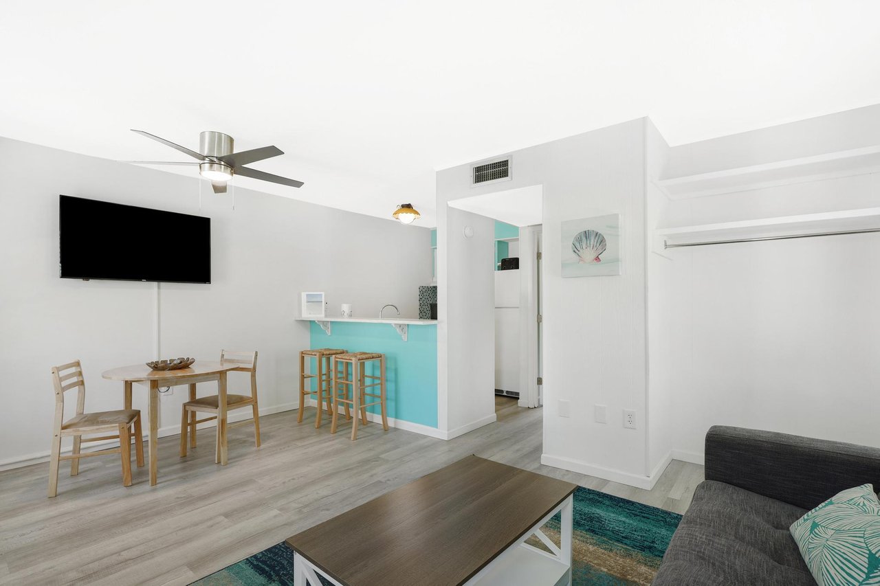 Island Villa Unit 4 5