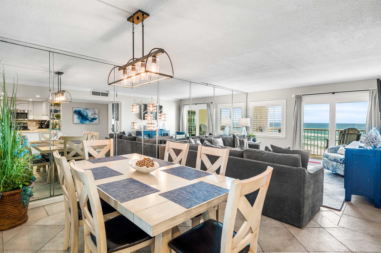 Holiday Surf and Racquet Unit 505 2