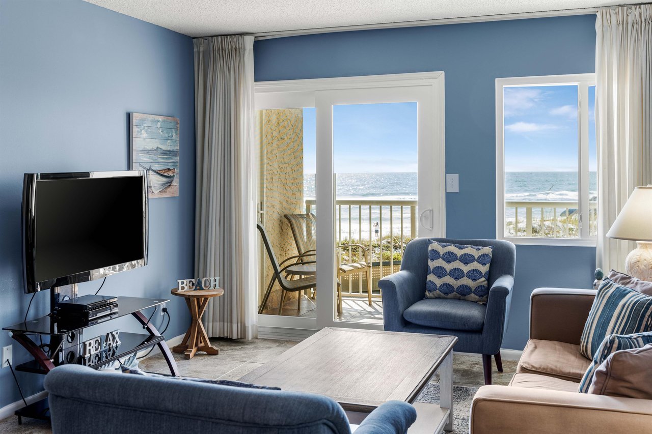 Holiday Surf and Racquet Unit 221 5