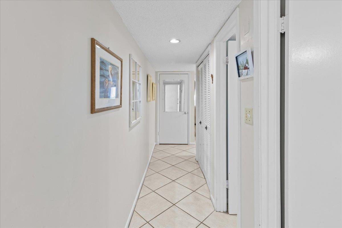 Holiday Surf and Racquet Unit 217 2