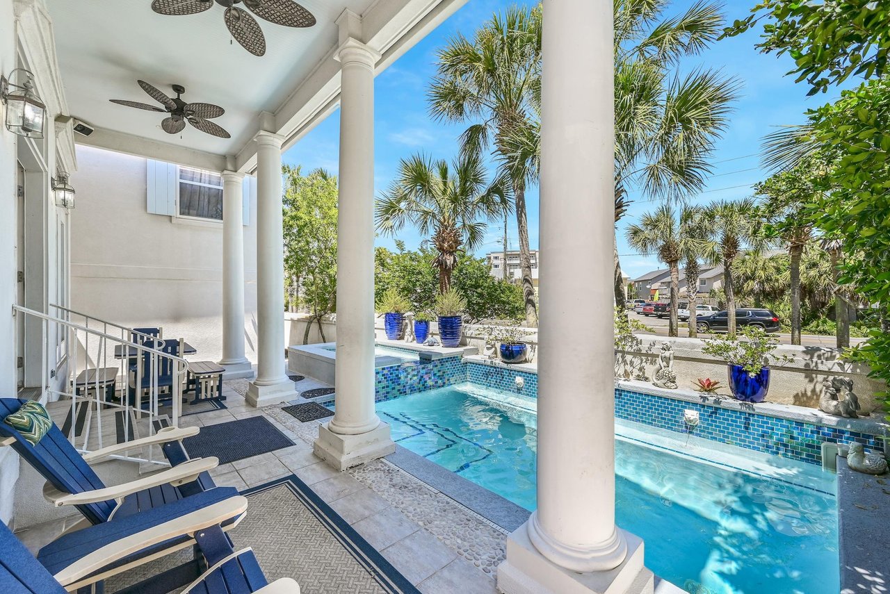 Southern Nights at Destin Pointe Resort 1