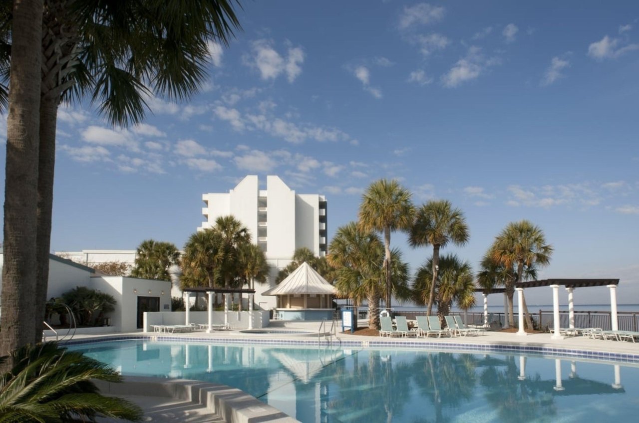 The outdoor pool and pool deck at Bayside at Sandestin