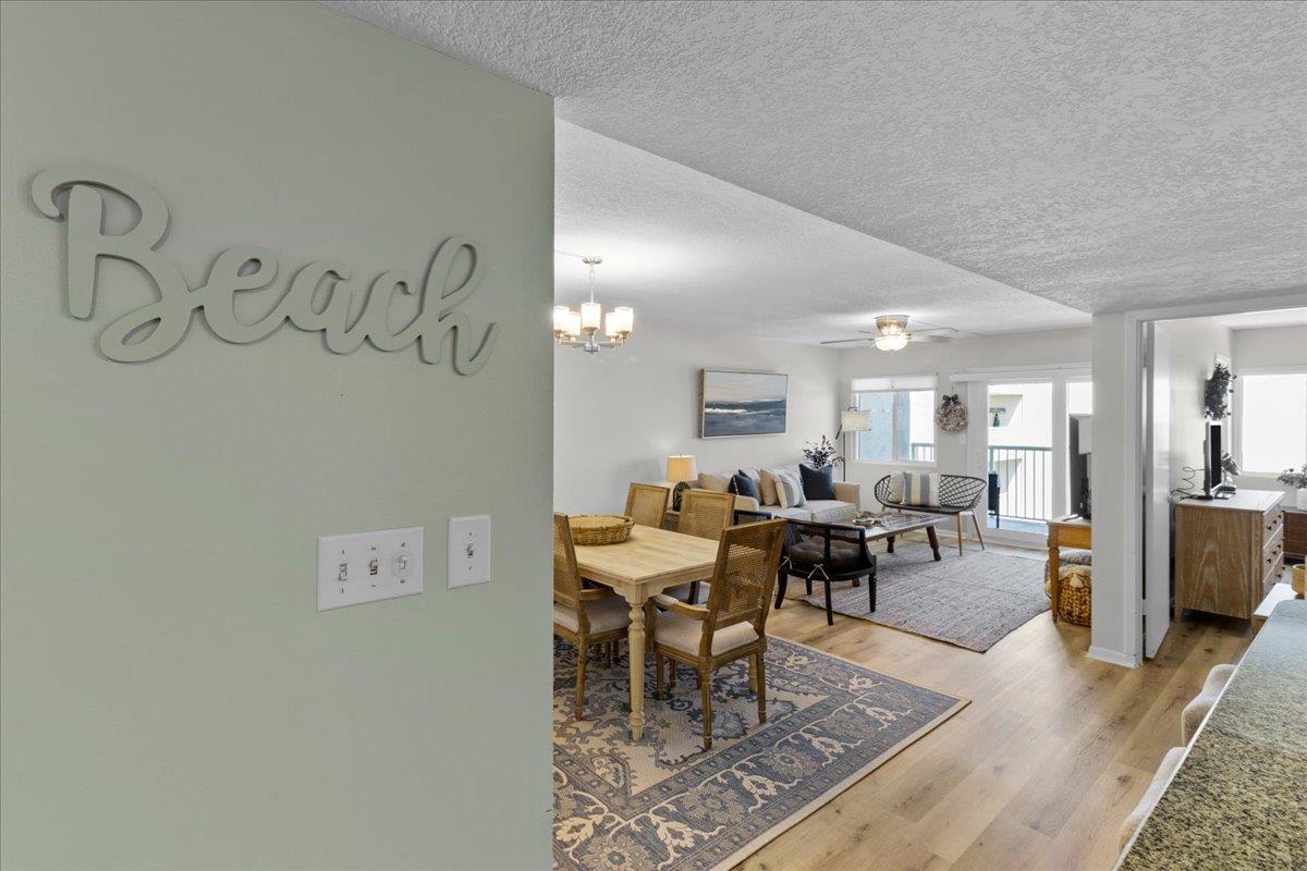 Holiday Surf and Racquet Unit 611 2