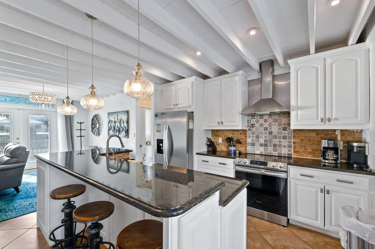 Via De Luna 209  Tuscan Bungalow 3